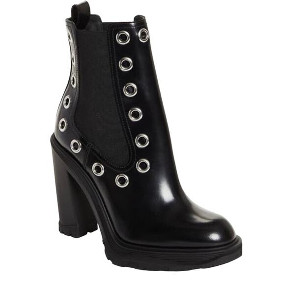 Alexander McQueen Women's Tread Grommet 
Embellished Black Heel Boot Size 39.5 - Picture 1 of 16